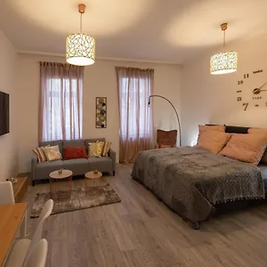 https://central-apartments-vienna.vienna-besthotels.com